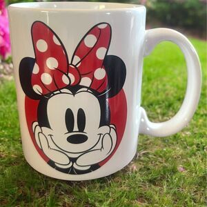 Disney Minnie Mouse Dot Couture Coffee Mug Cup by Zak! Designs Bow-Tique Cute